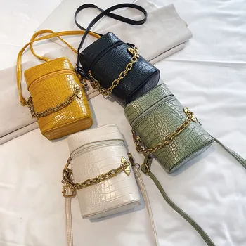 Women Solid Bucket Messenger Bag Retro Alligator Pattern PU Leather Crossbody Purse For Women Fashion Shoulder Messenger Bag
Women Solid Bucket Messenger Bag Retro Alligator Pattern PU Leather Crossbody Purse For Women Fashion Shoulder Messenger Bag