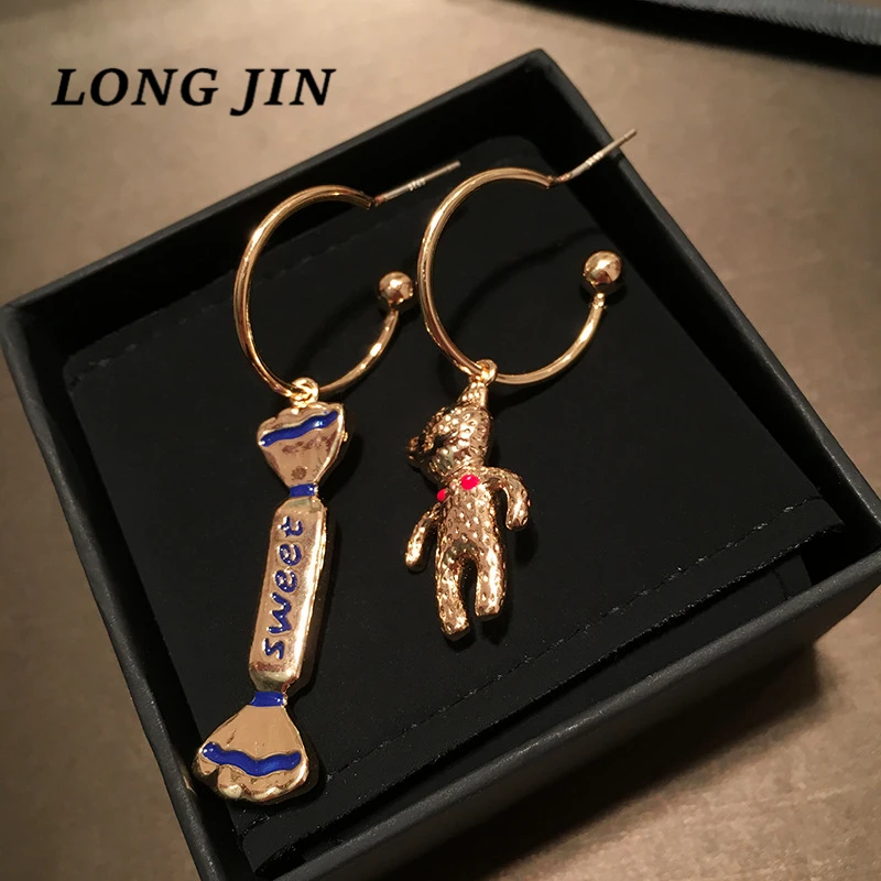 Fashion able Generous Little Bear Candy Shape Design Golden Earrings Personality Temperament Wild Small and cute Earring
Fashion able Generous Little Bear Candy Shape Design Golden Earrings Personality Temperament Wild Small and cute Earring