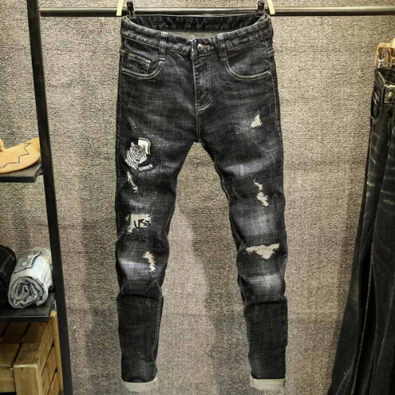 2019 Men Embroidered Jeans Men's Popular Brand Autumn Printed Casual Pants Slim Fit Pants with Holes Trend Korean-style
2019 Men Embroidered Jeans Men's Popular Brand Autumn Printed Casual Pants Slim Fit Pants with Holes Trend Korean-style