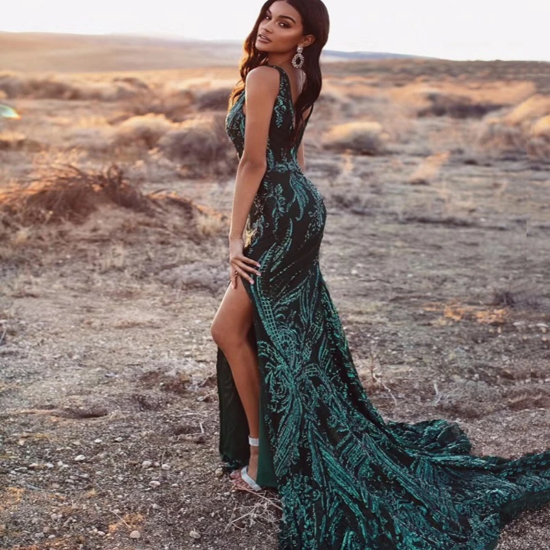 2019 Elegant Green Maxi Dress Sexy Sleeveless Backless Deep V Neck High Quality Fashion Sequined Dress Women Celebrity Vestidos
2019 Elegant Green Maxi Dress Sexy Sleeveless Backless Deep V Neck High Quality Fashion Sequined Dress Women Celebrity Vestidos