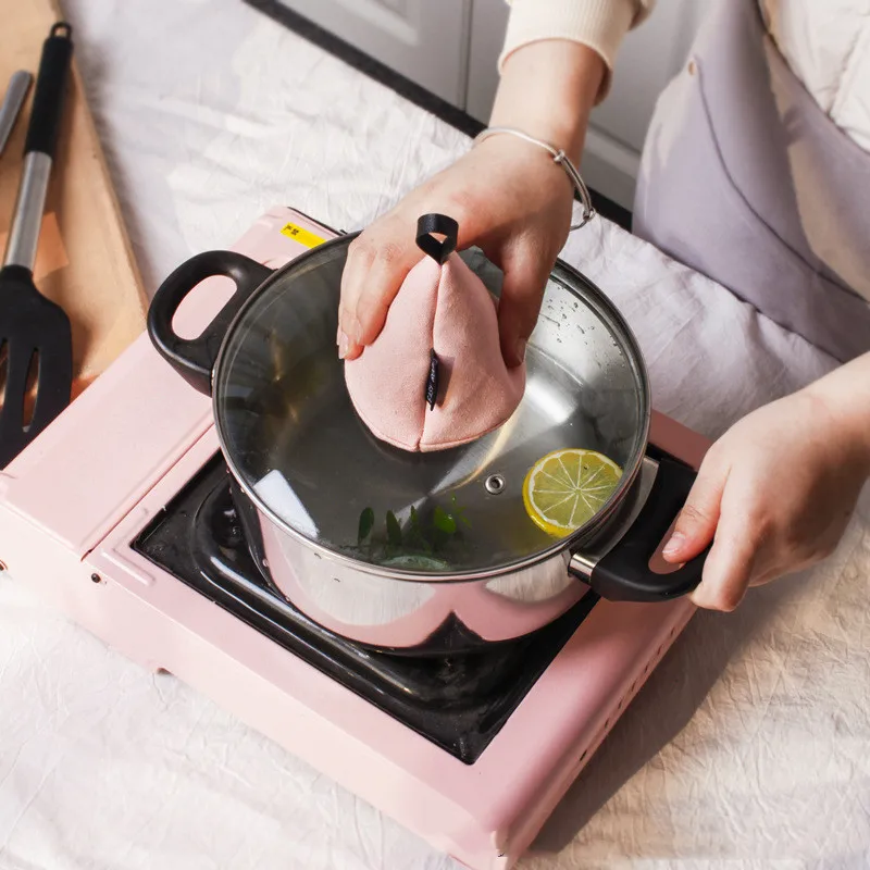 Anti Scalding Gloves Cotton Pot Cover Heat Insulation Kitchen Tableware Anti-hot Pot Clip Cap Plate Spoon Kitchen Accessories
Anti Scalding Gloves Cotton Pot Cover Heat Insulation Kitchen Tableware Anti-hot Pot Clip Cap Plate Spoon Kitchen Accessories