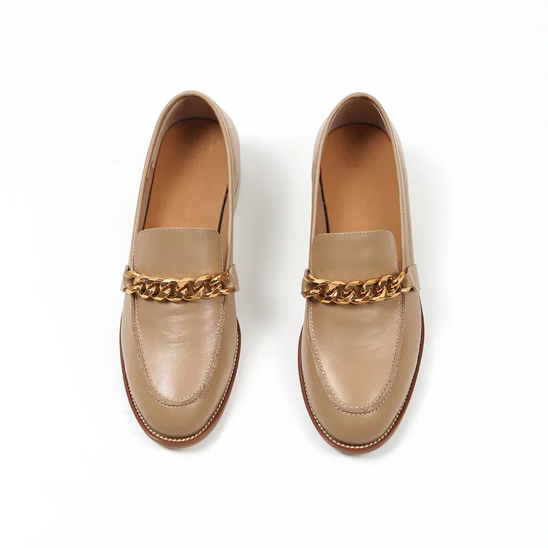 GUIDIBAISIC 2023 Genuine Cowhide Soft Penny Shoes Women Chain Decoration Big Size 44-45 Flat Oxford Shoes Loafers For Women's
GUIDIBAISIC 2023 Genuine Cowhide Soft Penny Shoes Women Chain Decoration Big Size 44-45 Flat Oxford Shoes Loafers For Women's