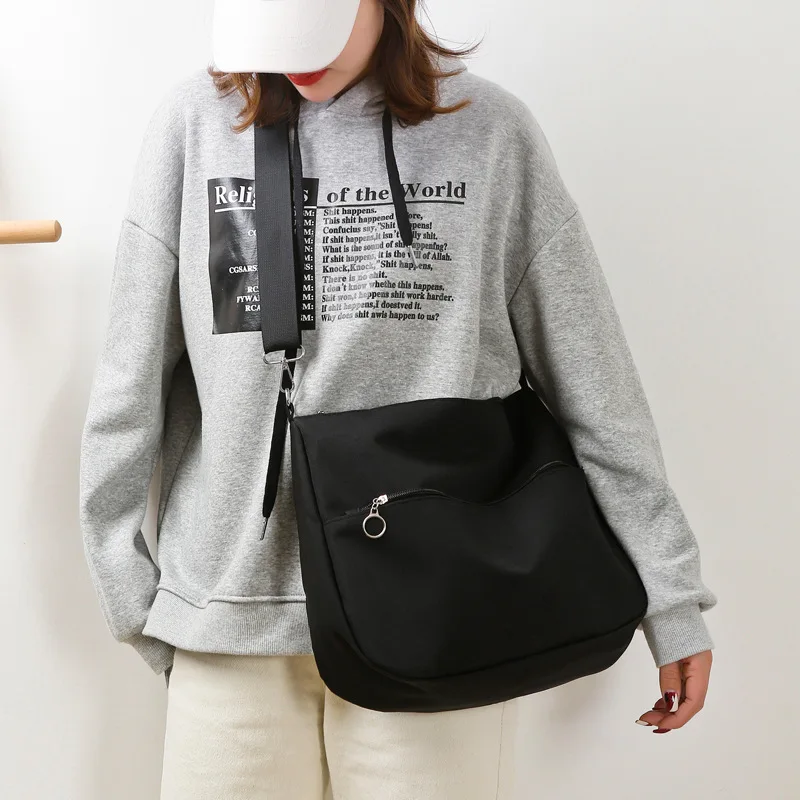 2019 New Style Korean-style INS Unisex Nylon Cloth Shoulder Bag Women's Large Solid Color Students Class Shoulder Bag Fashion
2019 New Style Korean-style INS Unisex Nylon Cloth Shoulder Bag Women's Large Solid Color Students Class Shoulder Bag Fashion