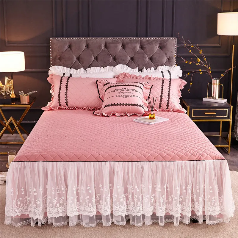 Korean Princess Lace Bedskirt 100% Cotton Quilted Bedspread Cotton Thickened Fitted Sheets Bed Cover Non-slip Coverlet
Korean Princess Lace Bedskirt 100% Cotton Quilted Bedspread Cotton Thickened Fitted Sheets Bed Cover Non-slip Coverlet