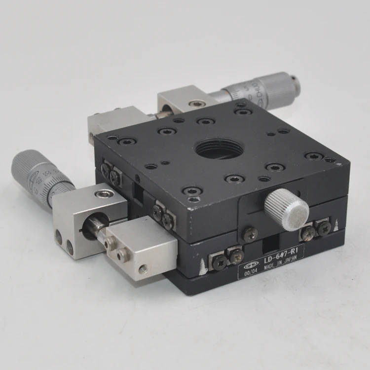 XY axis two-dimensional CHUO LD-647-S1 R1 manual high-precision displacement translation sliding table integrated table aluminum
XY axis two-dimensional CHUO LD-647-S1 R1 manual high-precision displacement translation sliding table integrated table aluminum