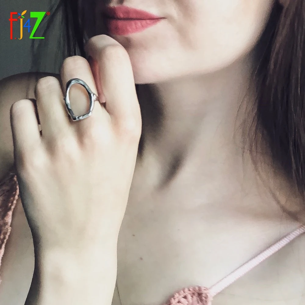 F.J4Z 100% S925 sterling silver new arrival metal style fashion women hollow irregular shape finger rings for party wedding
F.J4Z 100% S925 sterling silver new arrival metal style fashion women hollow irregular shape finger rings for party wedding