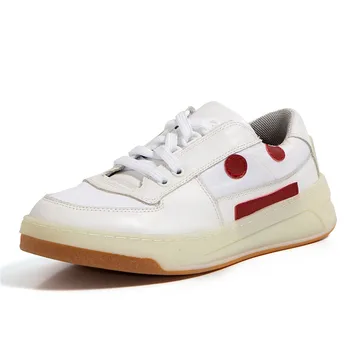 High-quality Smiling Face Sneakers Heightened Color Matching Fashionable Sneakers Laces Comfortable All-match Casual Shoes Women
High-quality Smiling Face Sneakers Heightened Color Matching Fashionable Sneakers Laces Comfortable All-match Casual Shoes Women