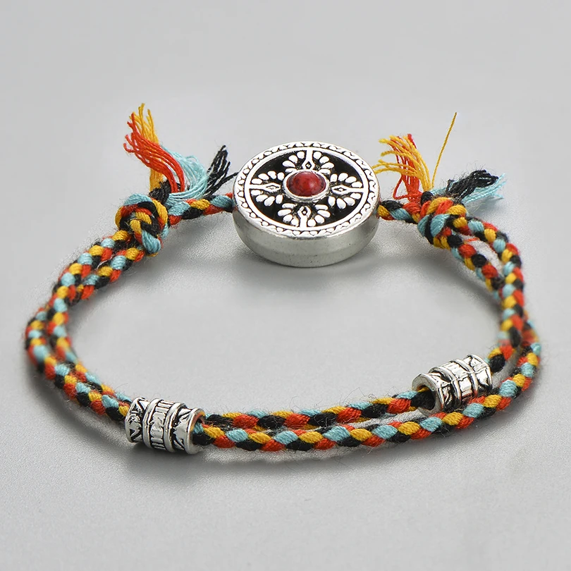 2019 Handcraft Round Tibetan Beaded Bracelets For Men Women Retro Hollow Flower Chic Rope Braided Couple Bracelet Jewelry Gift
2019 Handcraft Round Tibetan Beaded Bracelets For Men Women Retro Hollow Flower Chic Rope Braided Couple Bracelet Jewelry Gift