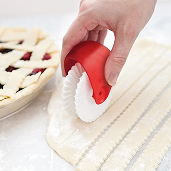 Wheel Rolling wheel Manual noodle cutter Noodle Maker Lattice Roller Dough Cutter Tool Kitchen Accessories DIY Dough Cutting Too
Wheel Rolling wheel Manual noodle cutter Noodle Maker Lattice Roller Dough Cutter Tool Kitchen Accessories DIY Dough Cutting Too