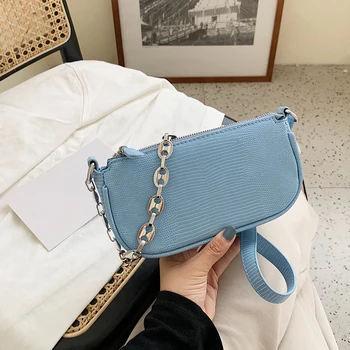Casual PU Leather Sling Handbag Purse Women Elegant Chain Shoulder Crossbody Popular Simple Female Daily Bag Bag
Casual PU Leather Sling Handbag Purse Women Elegant Chain Shoulder Crossbody Popular Simple Female Daily Bag Bag