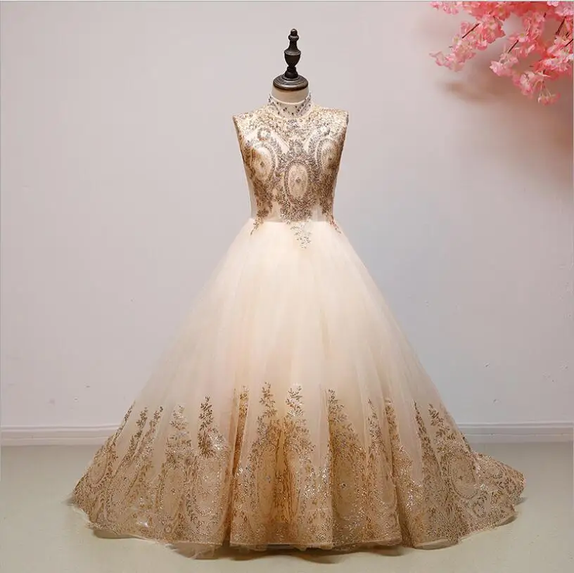 Sequin Golden Lace Baby Girl Dress 1 Year Birthday Gown Long Trailing Party Baptism Dress Toddlers Girl Christening Dress
Sequin Golden Lace Baby Girl Dress 1 Year Birthday Gown Long Trailing Party Baptism Dress Toddlers Girl Christening Dress