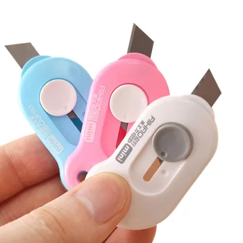 1 Pc Cute Solid Color Mini Portable Utility Knife Paper Cutter Cutting Paper Razor Blade Office Stationery Escolar Papelaria
1 Pc Cute Solid Color Mini Portable Utility Knife Paper Cutter Cutting Paper Razor Blade Office Stationery Escolar Papelaria