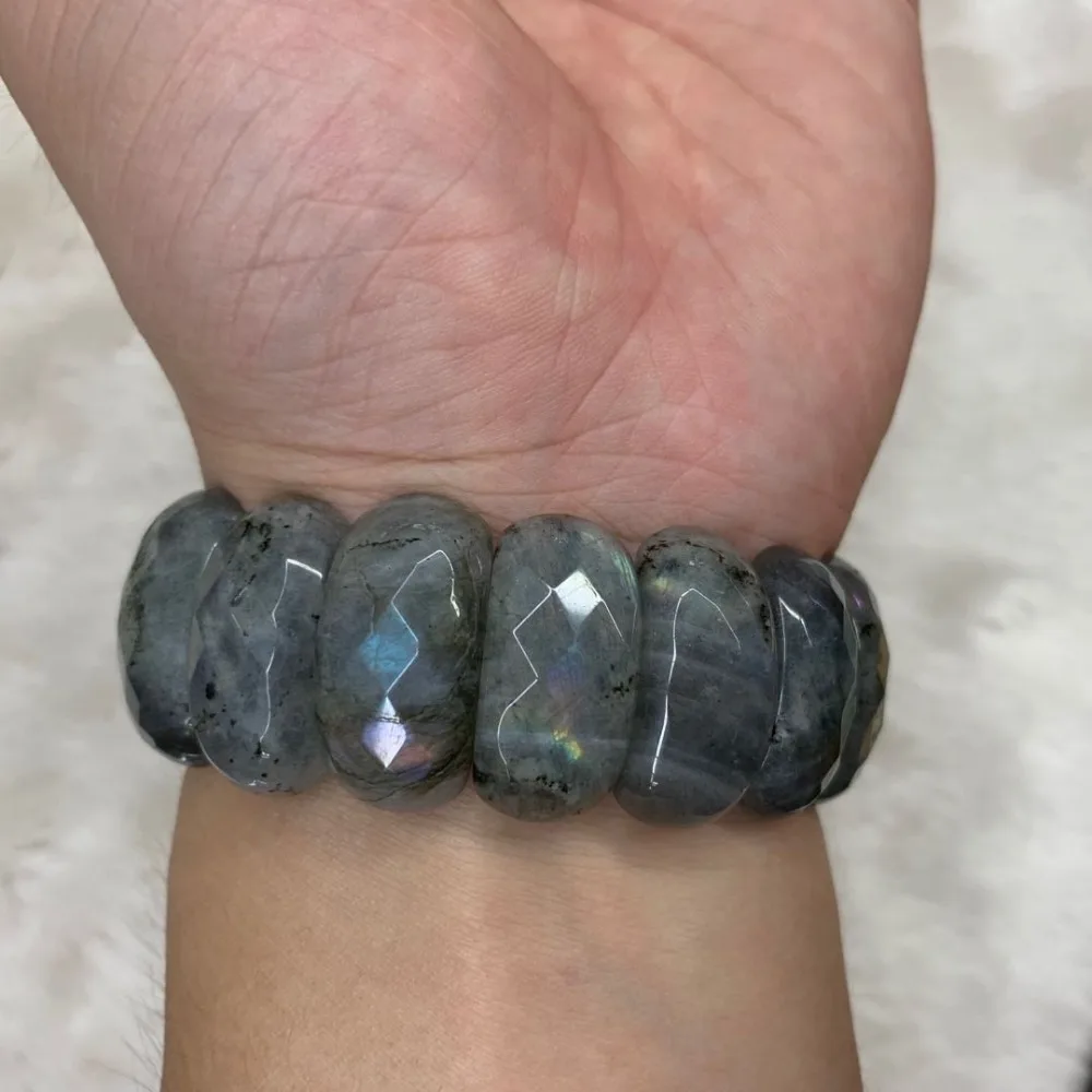 charming Natural natural Labradorite stone bracelet natural stone bracelet DIY jewelry for woman for gift
charming Natural natural Labradorite stone bracelet natural stone bracelet DIY jewelry for woman for gift