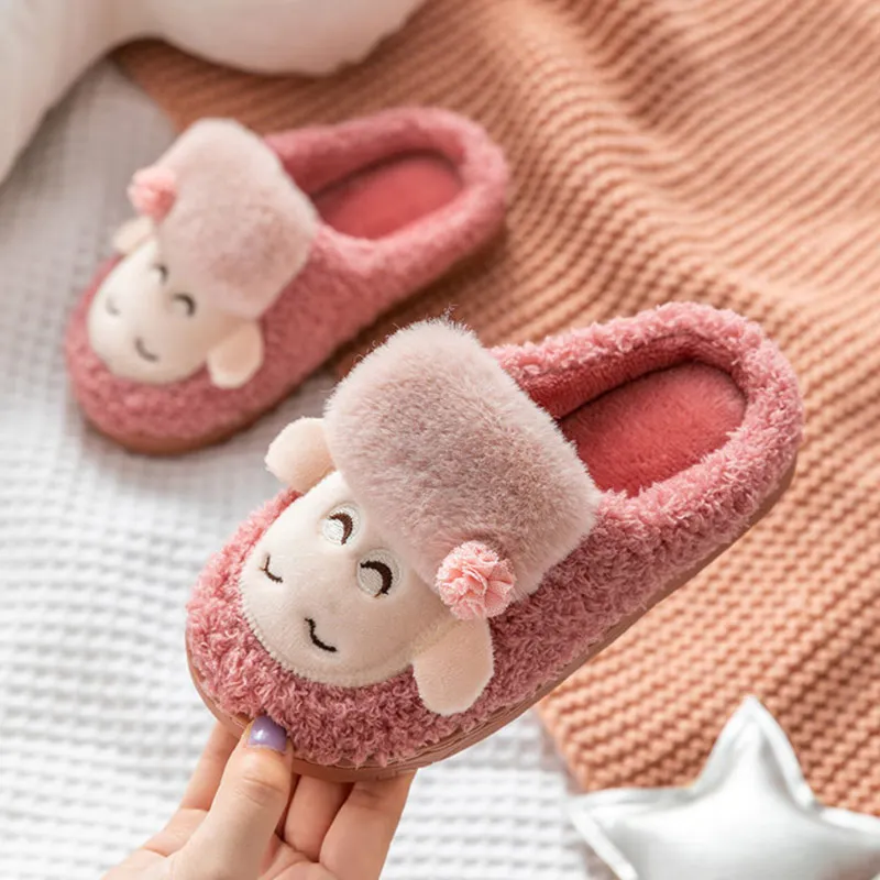 Childrens Cartoon Soft Indoor Slippers Girls Fuffy Slippers 2020 New Arrival Monkey Fur Slides Toddlers Slippers
Childrens Cartoon Soft Indoor Slippers Girls Fuffy Slippers 2020 New Arrival Monkey Fur Slides Toddlers Slippers