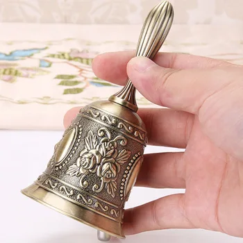 Hand Call Bell Gold Silver Multi-Purpose Bells for Craft Wedding Decoration Alarm School Church Classroom Bar Hotel Vintage Bell
Hand Call Bell Gold Silver Multi-Purpose Bells for Craft Wedding Decoration Alarm School Church Classroom Bar Hotel Vintage Bell