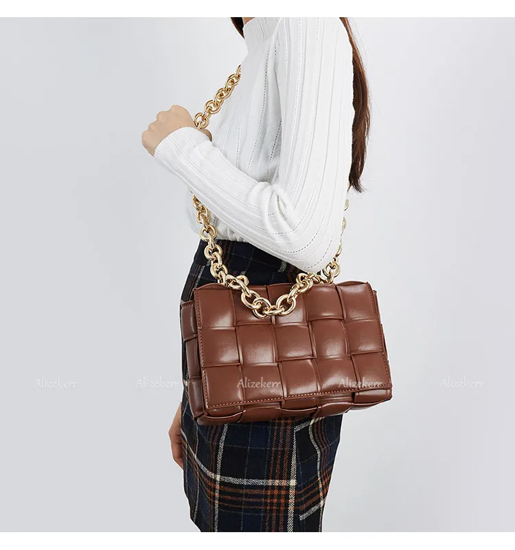 Metal Chain Avocado Green Shoulder Bag Women 2020 New Designer Woven Small Square Crossbody Bag Female Fashion Purse Top Quality Metal Chain Avocado Green Shoulder Bag Women 2020 New Designer Woven Small Square Crossbody Bag Female Fashion Purse Top Quality