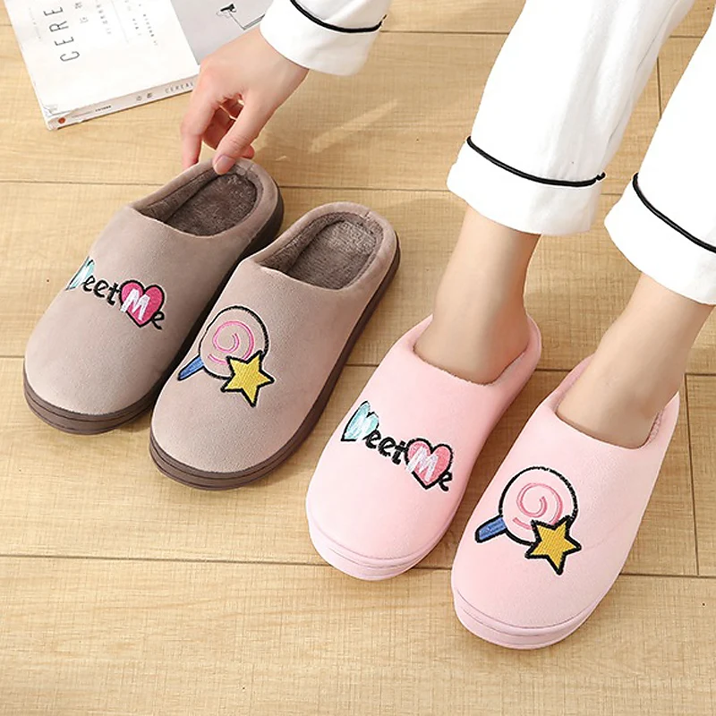 Winter Slippers Women Home Couples Flats Warm Plush Shoes Woman Men Indoor Soft Meet Me Star Candy Faux Fur Warm Shoes Cotton
Winter Slippers Women Home Couples Flats Warm Plush Shoes Woman Men Indoor Soft Meet Me Star Candy Faux Fur Warm Shoes Cotton