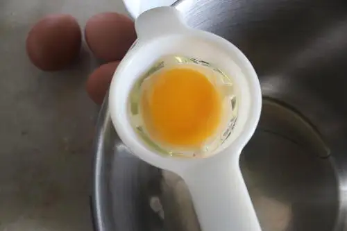 1PCS Plastic Egg Dividers Egg Yolk Separator Safe Practical Hand Egg Tools Kitchen Cooking Gadgets
1PCS Plastic Egg Dividers Egg Yolk Separator Safe Practical Hand Egg Tools Kitchen Cooking Gadgets