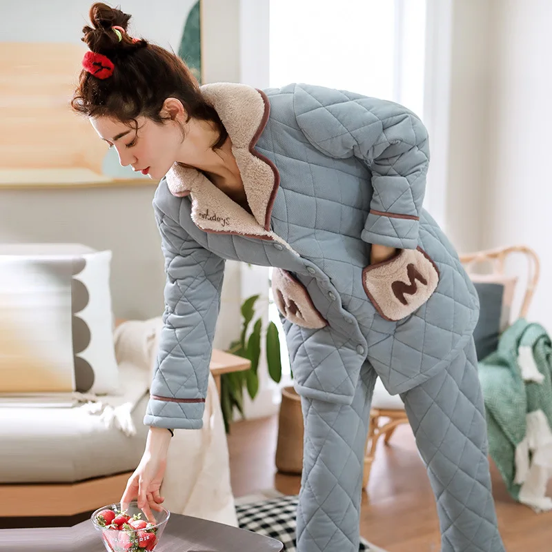 New Female Winter Pyjama Set Three-layer Cotton Flannel Pajamas Women Middle-aged Home Clothes Warm Pijama Suit Cotton Jacket
New Female Winter Pyjama Set Three-layer Cotton Flannel Pajamas Women Middle-aged Home Clothes Warm Pijama Suit Cotton Jacket
