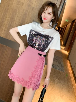 Fashion Butterfly Cartoon Printed T-shirt + Embroidered Lace A- line Overskirt Suit Women's Fashion Summer New Style
Fashion Butterfly Cartoon Printed T-shirt + Embroidered Lace A- line Overskirt Suit Women's Fashion Summer New Style