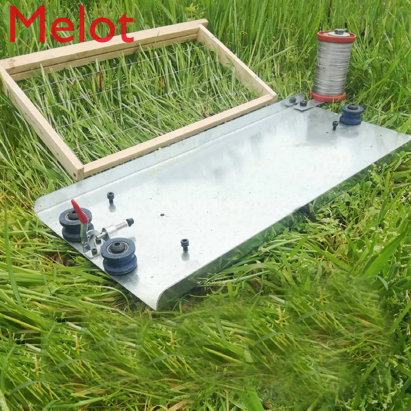 15%,Cast iron mesh Hit beeswax machine beekeeping equipment Durable and easily washable Hand-tight Honey pressure machine
15%,Cast iron mesh Hit beeswax machine beekeeping equipment Durable and easily washable Hand-tight Honey pressure machine