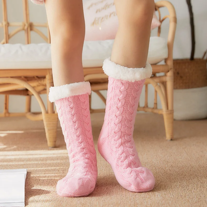 Winter Thickened Fleece Ladies Floor Socks Living Room Household Women Warm Skidproof Sleep Carpet Plait Girl Middle Leg Sock 
Winter Thickened Fleece Ladies Floor Socks Living Room Household Women Warm Skidproof Sleep Carpet Plait Girl Middle Leg Sock