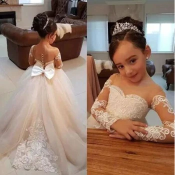 Elegant Appliques Tank Sleeve Ball Gown Flower Girl Dresses Vintage Long Sleeve Scoop Neck Customize communion Gown
Elegant Appliques Tank Sleeve Ball Gown Flower Girl Dresses Vintage Long Sleeve Scoop Neck Customize communion Gown