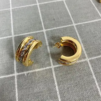 2020 European and American Summer New Brass Gold-Plated C- Shaped Chain Hollow-out Relief Ear Stud Brides maid Accessories
2020 European and American Summer New Brass Gold-Plated C- Shaped Chain Hollow-out Relief Ear Stud Brides maid Accessories