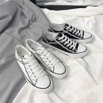 New Men Classic Lace-Up Canvas Sneakers Comfortable Shoes Flats Casual men White Black Breathable Low Top Walking shoes K13-26 
New Men Classic Lace-Up Canvas Sneakers Comfortable Shoes Flats Casual men White Black Breathable Low Top Walking shoes K13-26