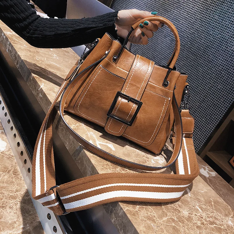 2019 New Style Korean-style Versatile Glorious Hand-Style Retro Large-Volume Wide-Strap Shoulder WOMEN'S Bag
2019 New Style Korean-style Versatile Glorious Hand-Style Retro Large-Volume Wide-Strap Shoulder WOMEN'S Bag