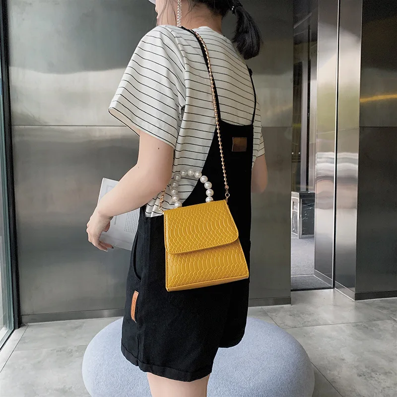New woman 2019 summer new Chaohan version hundred lap oblique satchel chain single shoulder pearl handbag