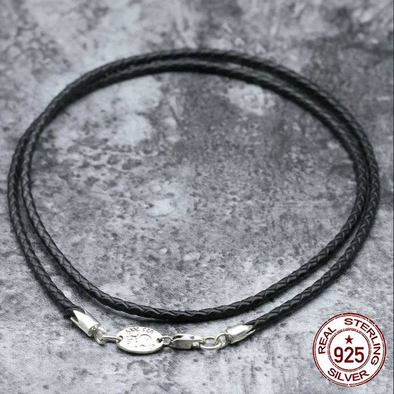 S925 sterling silver necklace personality retro cross shape sweater chain leather rope fashion couple birthday gift 2019 new hot
S925 sterling silver necklace personality retro cross shape sweater chain leather rope fashion couple birthday gift 2019 new hot