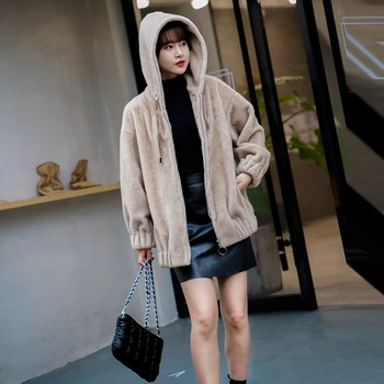 Faux fur women mink fur jacket with hood Soft and comfortable three size and two colors
Faux fur women mink fur jacket with hood Soft and comfortable three size and two colors