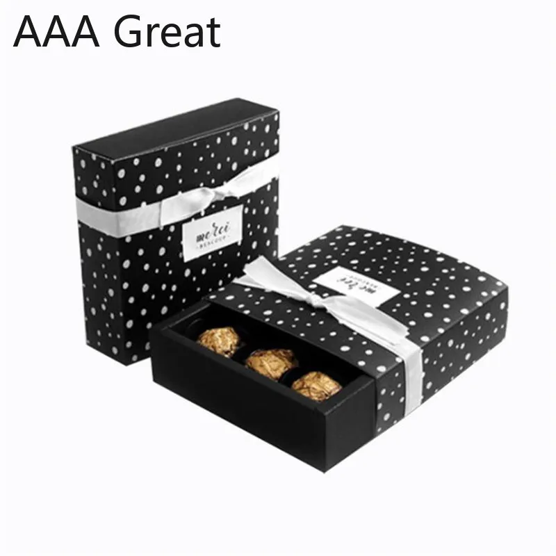 50Pcs/Lot Paper Gift Package Box Candy Favors Dots Striped Christmas Chocolate Decorations Boxes Birthday Party Wedding Present
50Pcs/Lot Paper Gift Package Box Candy Favors Dots Striped Christmas Chocolate Decorations Boxes Birthday Party Wedding Present