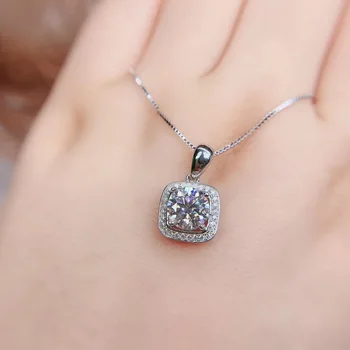 mo sang shi Diamond Square Bag Hanging Pendant 1CT Ring Square 1 Karat Female Rings Silver Transition Platinum Not Color Changin
mo sang shi Diamond Square Bag Hanging Pendant 1CT Ring Square 1 Karat Female Rings Silver Transition Platinum Not Color Changin