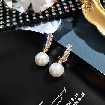 Dominated Fine Temperament Water Drop Design Pearl Earrings Women Personality Crystal Style Drop Earrings 1 Pair
Dominated Fine Temperament Water Drop Design Pearl Earrings Women Personality Crystal Style Drop Earrings 1 Pair