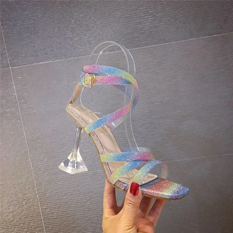 High Quality 2020 New Bling Transparent Strappy Sandals Women Rainbow Clear High Heels Sandals Celebrity Wearing Gladiator Shoes
High Quality 2020 New Bling Transparent Strappy Sandals Women Rainbow Clear High Heels Sandals Celebrity Wearing Gladiator Shoes