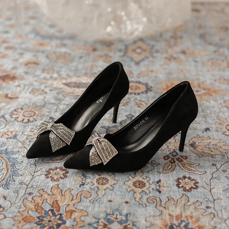 Black Suede Women's Pumps Luxury Butterfly Knot Ladies Pointed Toe Shallow 6 CM Heels Female Party Office Work Shoes
Black Suede Women's Pumps Luxury Butterfly Knot Ladies Pointed Toe Shallow 6 CM Heels Female Party Office Work Shoes