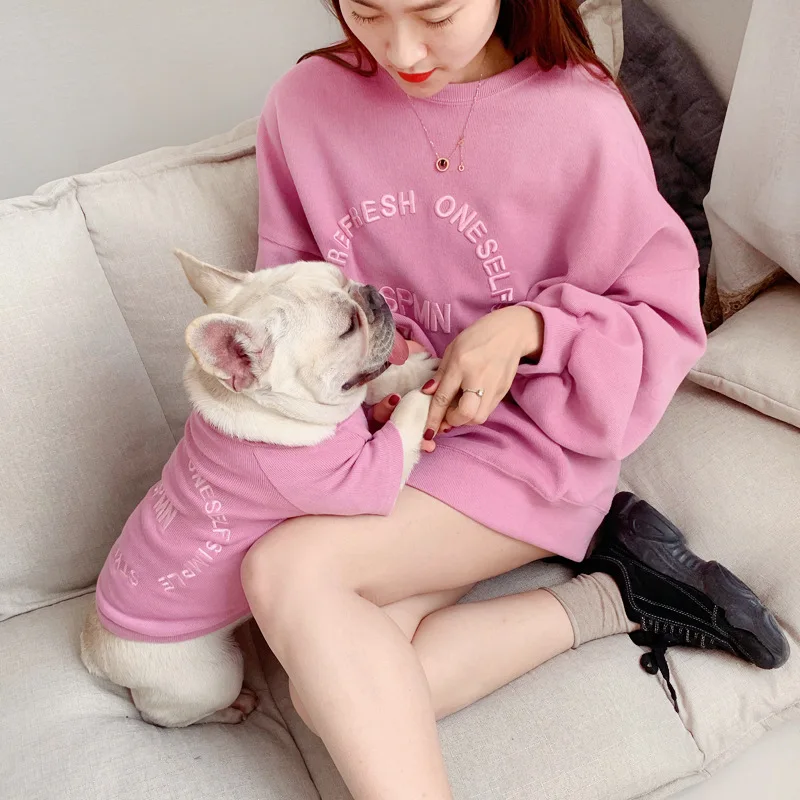 HSWLL Spring and Autumn New Puppy Pet Parent-child Wear French Bulldog Clothes Embroidered Dog Clothing Korean Sweater T-Shirt
HSWLL Spring and Autumn New Puppy Pet Parent-child Wear French Bulldog Clothes Embroidered Dog Clothing Korean Sweater T-Shirt