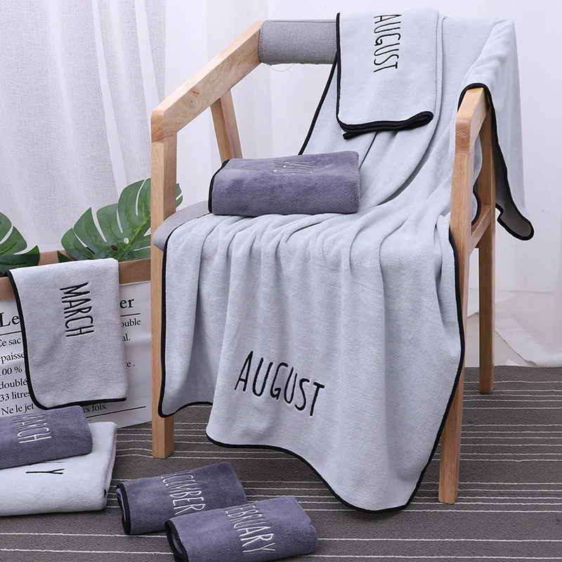 One-Piece Household Men And Women Light Gray Couples a Household a Household Quick-Dry Soft Wipe Wrapped 
One-Piece Household Men And Women Light Gray Couples a Household a Household Quick-Dry Soft Wipe Wrapped