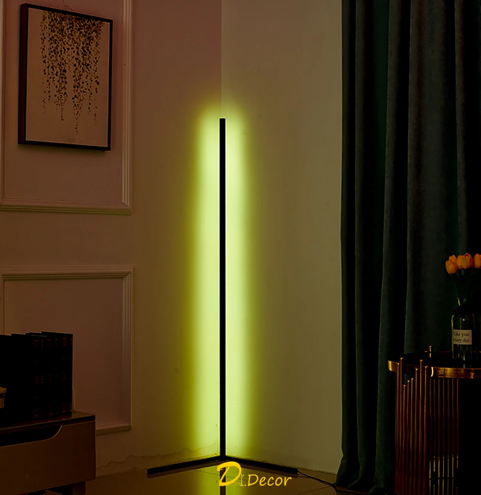 corner yellow light