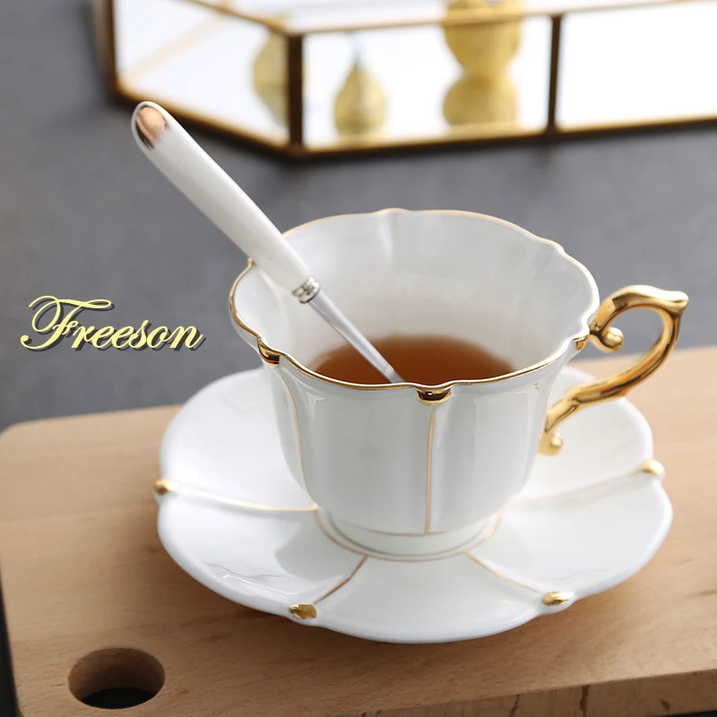 Gold Pearl Bone China Coffee Cup Saucer Spoon Set 200ml Gorgeous Advanced Porcelain Tea Cup Cafe Party Afternoon Teacup Dropship
Gold Pearl Bone China Coffee Cup Saucer Spoon Set 200ml Gorgeous Advanced Porcelain Tea Cup Cafe Party Afternoon Teacup Dropship
