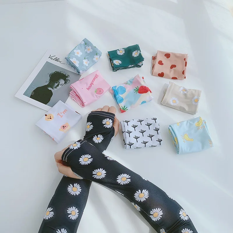 2020 Fashion Small Daisy Sun Protection Arm Sleeve Lovely Printed Summer Ice Silk Gloves Driving Sunscreen Arm Cover For Women
2020 Fashion Small Daisy Sun Protection Arm Sleeve Lovely Printed Summer Ice Silk Gloves Driving Sunscreen Arm Cover For Women