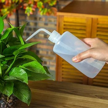 250ML/500ML Water Beak Pouring Kettle Tool Succulents Plant Flower Watering Can Squeeze Bottles with Long Nozzle Beak Dropper
250ML/500ML Water Beak Pouring Kettle Tool Succulents Plant Flower Watering Can Squeeze Bottles with Long Nozzle Beak Dropper