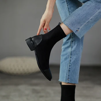2020 spring and autumn large size women's boots low-heeled elastic boots thin and thin boots flat heel short boots
2020 spring and autumn large size women's boots low-heeled elastic boots thin and thin boots flat heel short boots