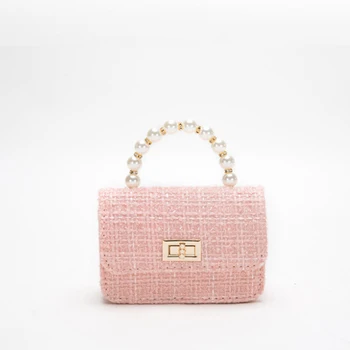 2019 hot brand pearl handbag retro chain shoulder bag girls handbag cross-body bag designer bag 
2019 hot brand pearl handbag retro chain shoulder bag girls handbag cross-body bag designer bag