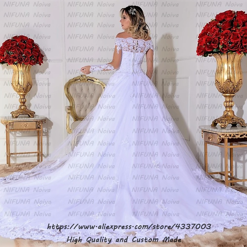 trouwjurk Bride Dress Custom Made Lace Long Sleeve Wedding Dress Luxury Beaded Bridal Dresses Vestido de Noiva 2020 Robe Mariage trouwjurk Bride Dress Custom Made Lace Long Sleeve Wedding Dress Luxury Beaded Bridal Dresses Vestido de Noiva 2020 Robe Mariage