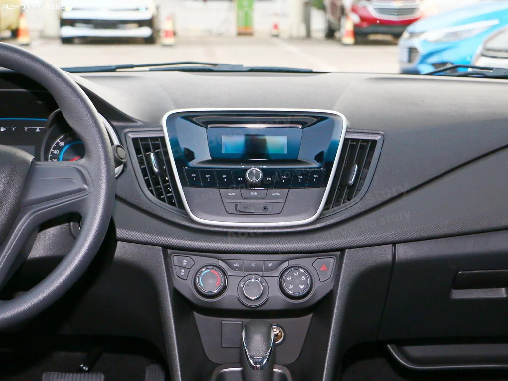Android Car radio GPS multimedia player For Chevrolet Cavalier car navigation Stereo receiver Head Unit
Android Car radio GPS multimedia player For Chevrolet Cavalier car navigation Stereo receiver Head Unit