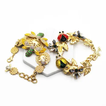 Bee Crystal Bracelet Beetle Bracelets Stainless steel chain bangles for women insect bracelet Fashion charm collection full pave 
Bee Crystal Bracelet Beetle Bracelets Stainless steel chain bangles for women insect bracelet Fashion charm collection full pave