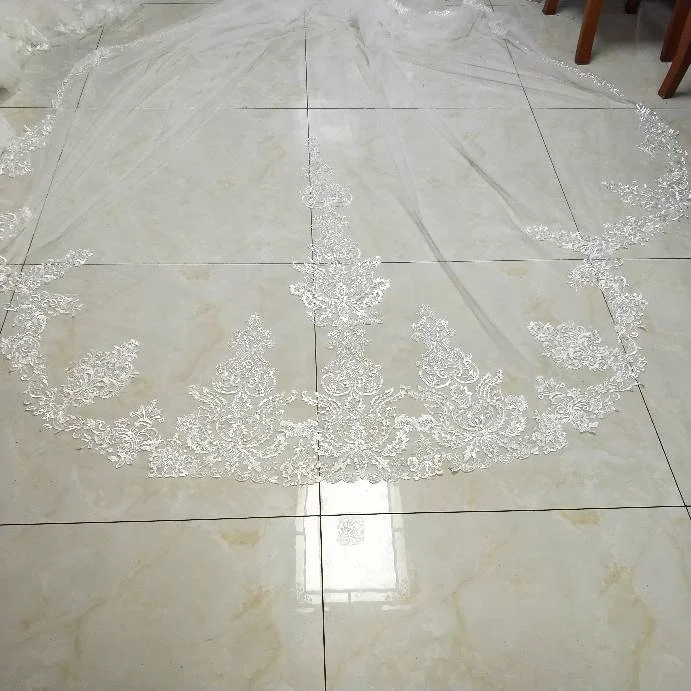 Wedding VeilWhite Lace Edge Bridal Veils Ivory Appliqued Cathedral Veil | Свадьбы и торжества